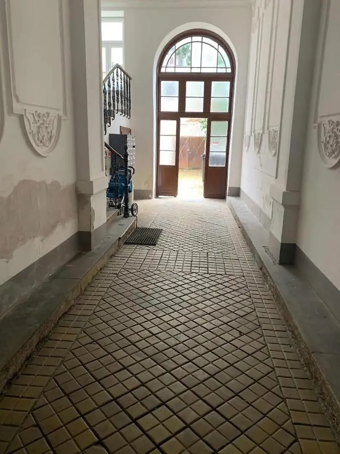 فيينا Your Stylish Basement Loft Close To Schonbrunn